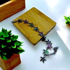 SUPER CUTE ENAMEL STARFISH SILVER-TONE BRACELET